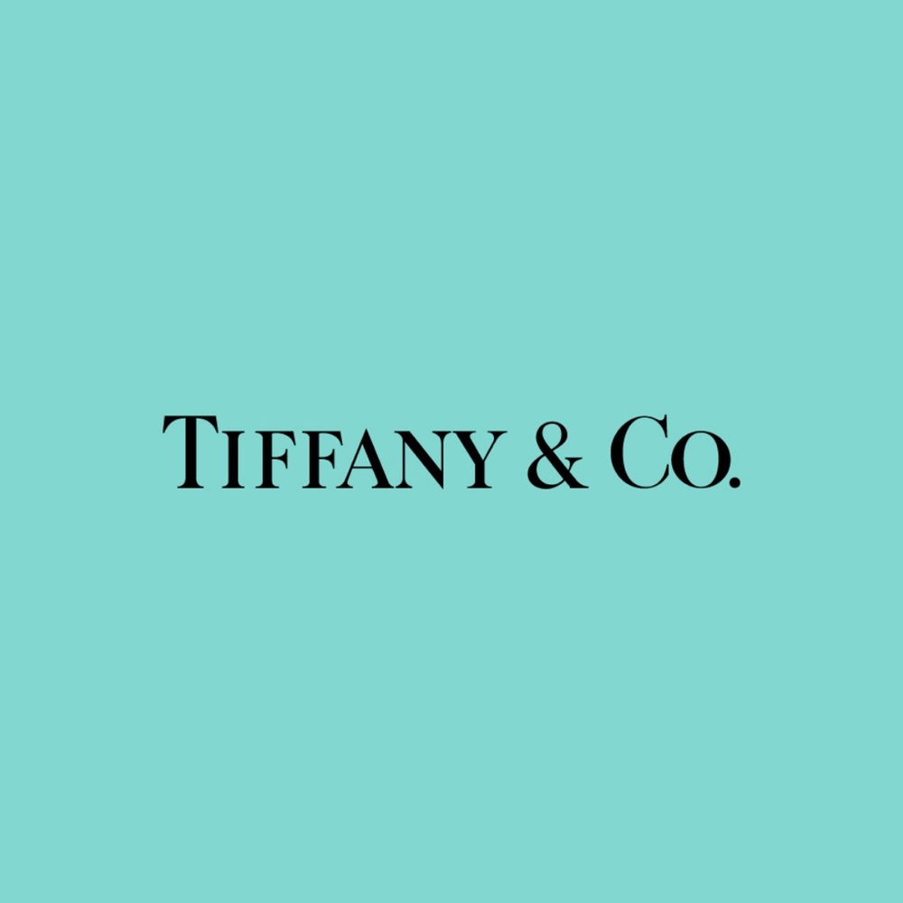 Tiffany & Co. Iconic Blue Box